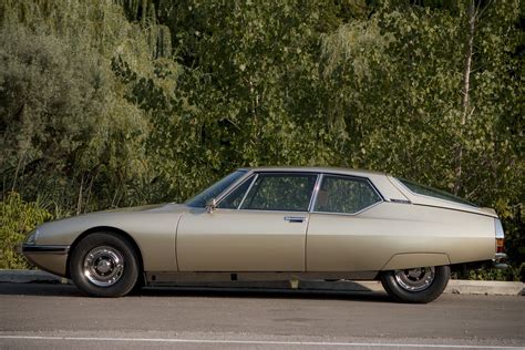 1973 Citroën SM a smooth Maserati engined masterpiece Driving