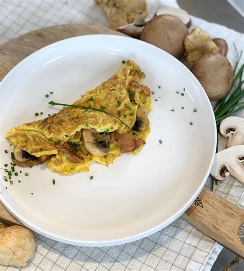 Omelette Aux Champignons Des Bois Recette Rapide De Leslie En Cuisine