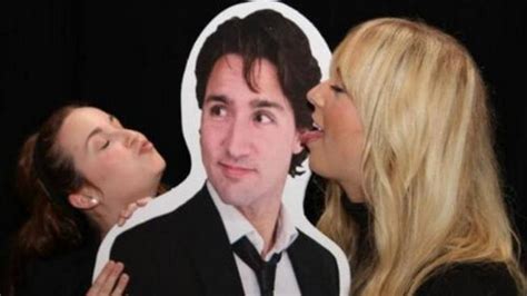 Justin Trudeau Canadian Diplomatic Staff Ordered To End ‘fake Selfies With Pm Au
