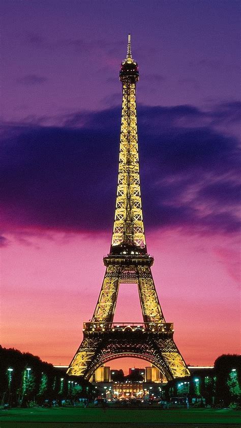 Eiffel Tower At Night Paris France Iphone Se Wallpaper Download