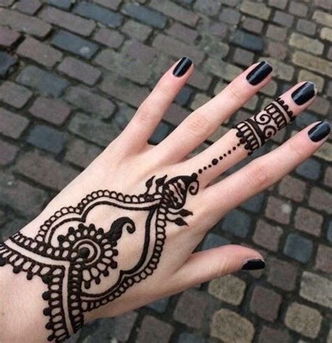 90 Stunning Henna Tattoo Designs To Feed Your Temporary Tattoo Fix