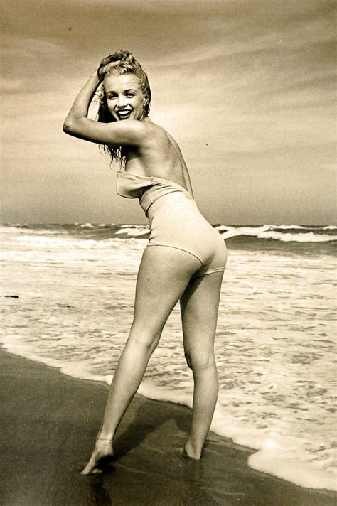 Marilyn Monroe Feet And Legs 21 Pics Xhamster