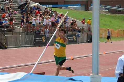 St Francis Dallas Reed Wins State Pole Vault Gold