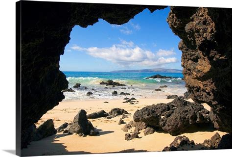 Hawaii Maui Makena View From Secret Beach Of Kahoolawe Framed By