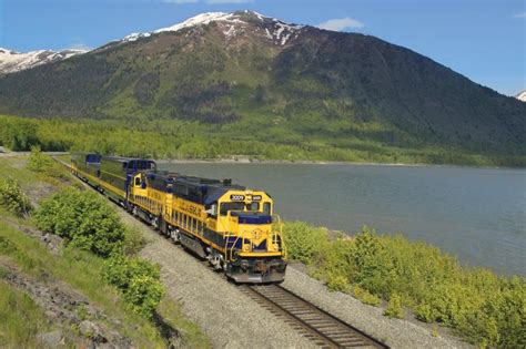 Transfer Anchorage To Denali National Park Via Denali Star Train