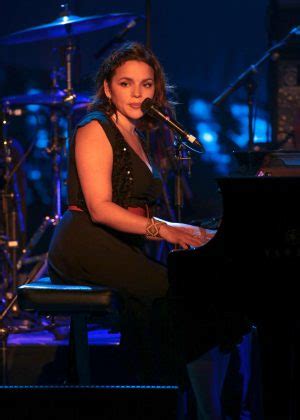 Norah Jones In Bikini Gotceleb