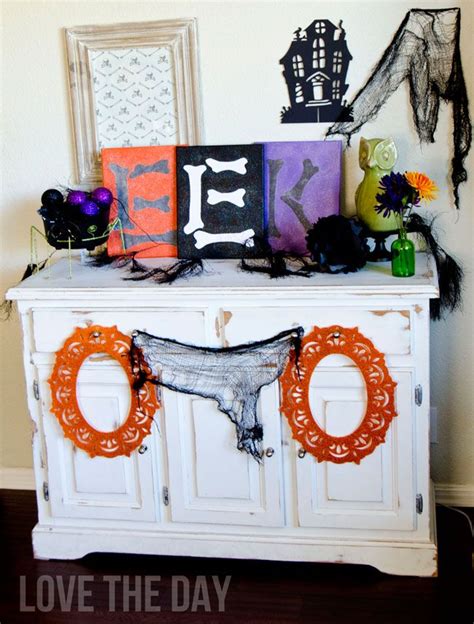 Martha Stewart Decoupage Eek Canvas Sign Tutorial Halloween Diy Ideas