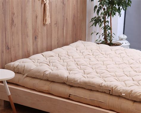 Sleep experts recommend eight hours of sleep each night. Wool Mattress Topper | Home of Wool | All Natural Handmade ...