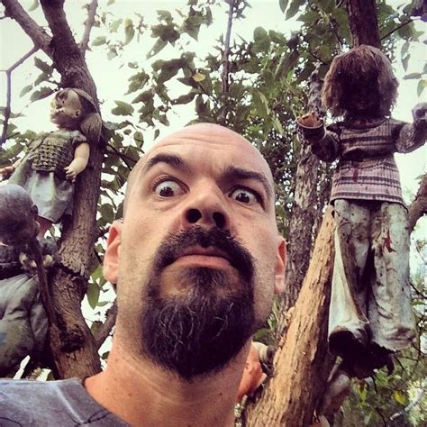 Ghost Adventures Aaron Goodwin At The Island Of The Dolls Xochimilco