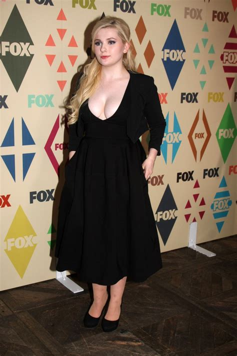 Abigail Breslin Cleavage Photos Thefappening 38544 Hot Sex Picture