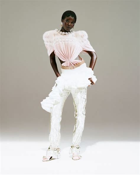 Adut Akech Bring S Feminine Froth To Pop Magazine Anne Of