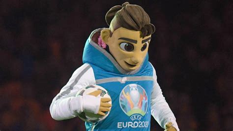 Delayed, like just about every other competition was in one way or another by the. UEFA unveil Skillzy: official Euro 2020 mascot - AS.com
