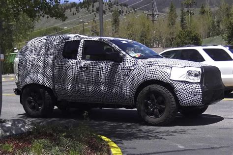 What Is This Mysterious Ford Bronco Prototype Hiding Carbuzz