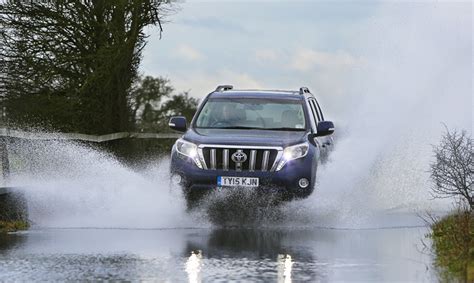 Toyota Land Cruiser 28 Litre D 4d Diesel Price And Specification