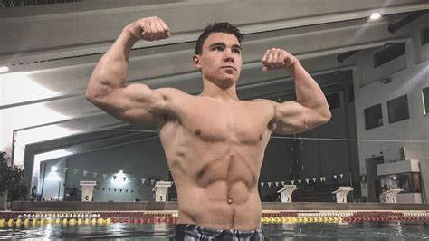 Most Muscular Teen Boy In The World And His Awesome Flexing Show In
