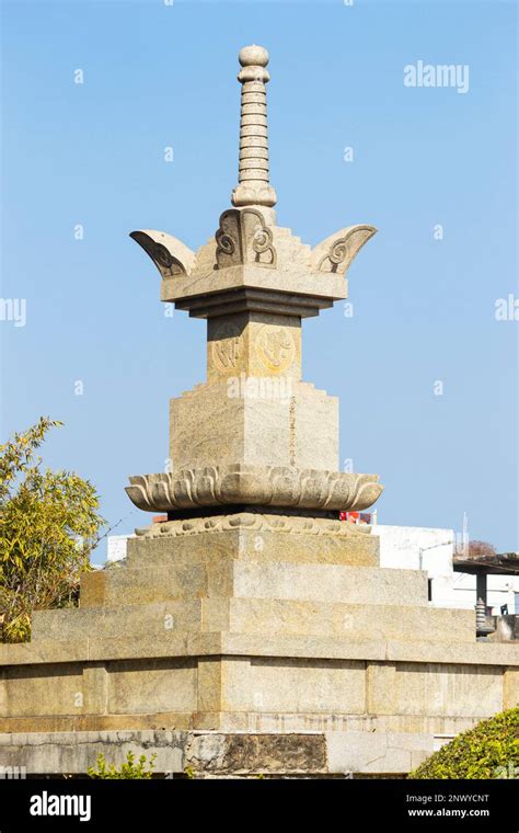Japanese Temple Stupa Bodh Gaya Bihar India Stock Photo Alamy