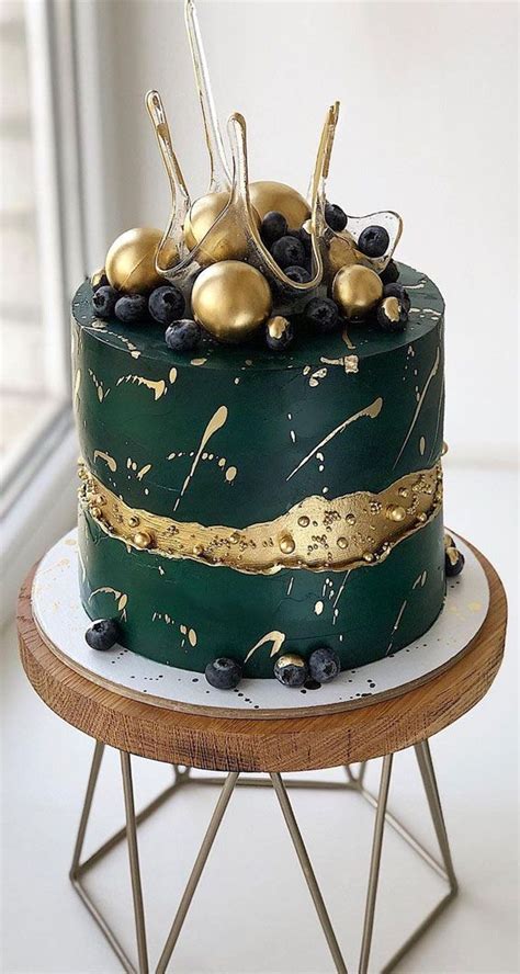 37 Pretty Cake Ideas For Your Next Celebration Deep Emerald Shade