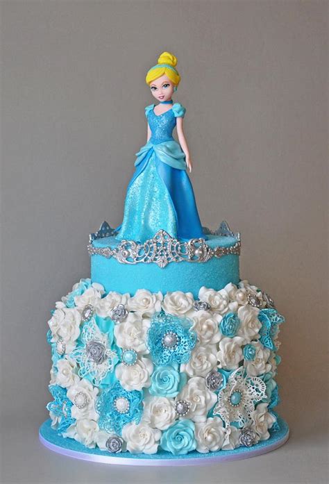Cinderella Decorated Cake By Archicaketure Cakesdecor