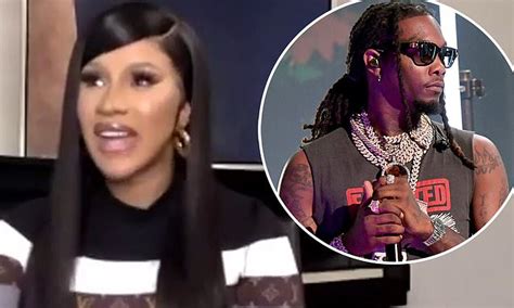 Cardi B Says She S Happily Single Following Offset Split My DMs Are Flooded