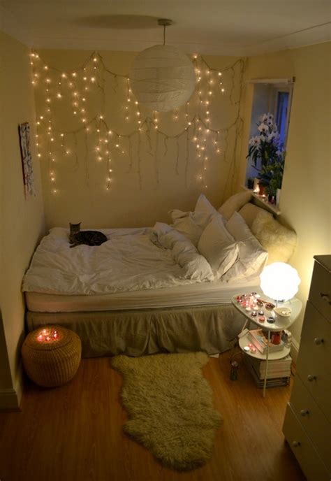 A headboard is definitely something which makes a bed look impressive. bedroom lights on Tumblr