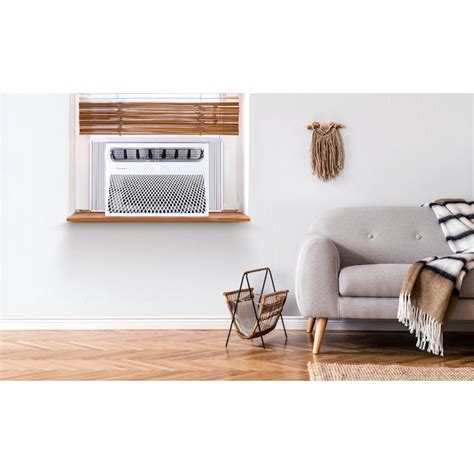Hisense 1000 Sq Ft Window Air Conditioner With Heater 230 Volt 18000