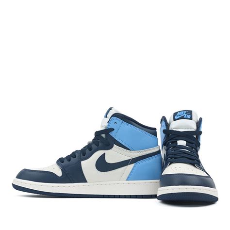 A minor story arch that came to light during the fall/winter season was jordan brand's recognition and revival of two air jordan 1s that arrived in the early 2000s. Nike Air Jordan 1 Retro High OG GS UNC-Obsidian University ...