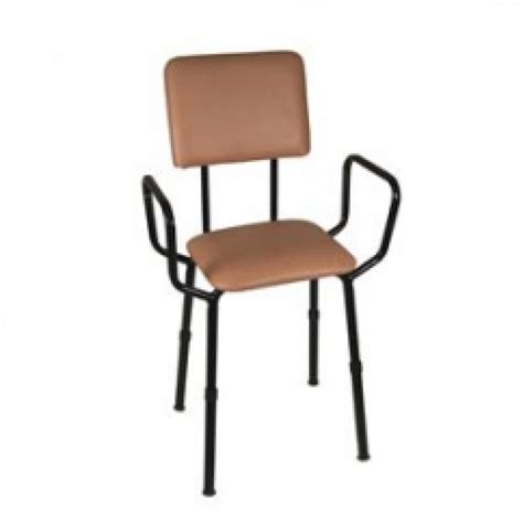 3.5 boss captain's leather chair. Kitchen Stool with arms - Kitchen - Chairs & Furniture