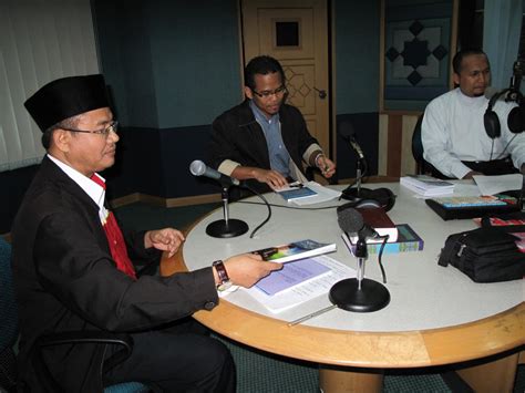 Channel telegram rasmi ustaz pahrol mohd juoi. Menulislah Daripada Hati: Pahrol Mohd Juoi di Radio IKIM