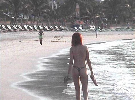 h k girl in the beach 1 february 2004 voyeur web
