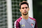 Rodrigo Caio aguarda São Paulo, mas não topa qualquer ...
