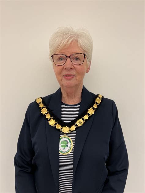 woodley town mayor and deputy mayor elected at annual meeting woodley town council