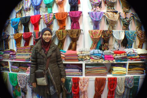 Can you buy clothes in Grand Bazaar Istanbul?