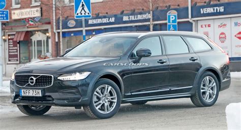 Volvo is refreshing the s90 sedan and v90 wagon with a tweaked look and a few new features. 2021 Volvo V90 Cross Country Prototype Gets By With ...