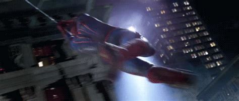 Spiderman Swinging  Spiderman Swinging Web Descubr