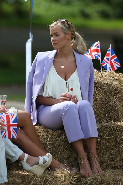 Chloe Meadows “the Only Way Is Essex” Filming At Colchester Castle 05