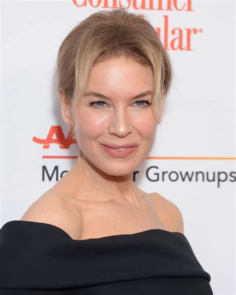 Renee Zellweger At 19th Annual Aarp Movies For Grownups Awards In