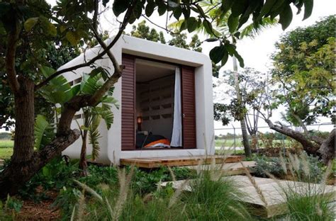 The site owner hides the web page description. ちょっとお部屋が欲しい時、約200万円から買える家「Cabana concept」 | カラフルな家、小さな家 ...