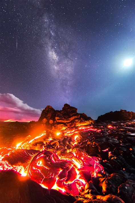 This Photo Captures Lava Milky Way Meteor And Moon In A