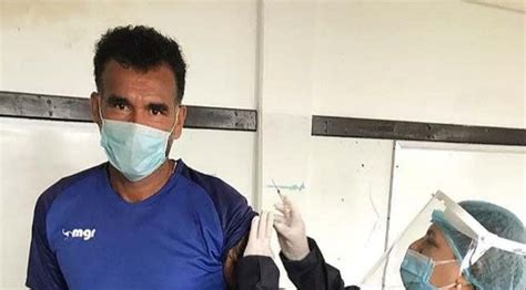 Treten) ist in italien die populärste sportart. Italien: Fußballspieler stirbt kurz nach der Corona-Impfung