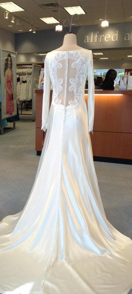 Bellas Wedding Dress Breaking Dawn 1 By Carolina Herrera