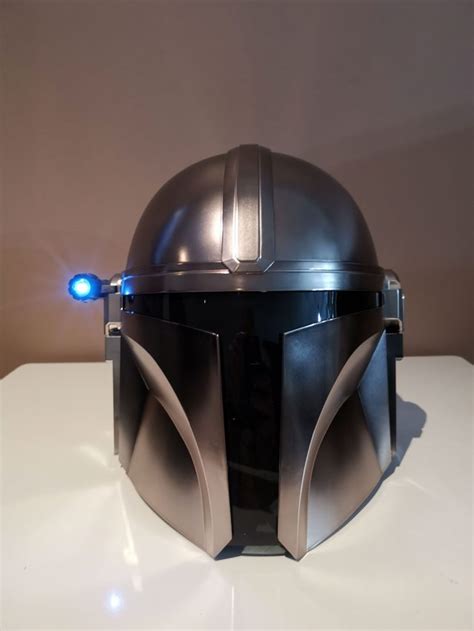 Star Wars The Black Series The Mandalorian Electronic Helmet Review