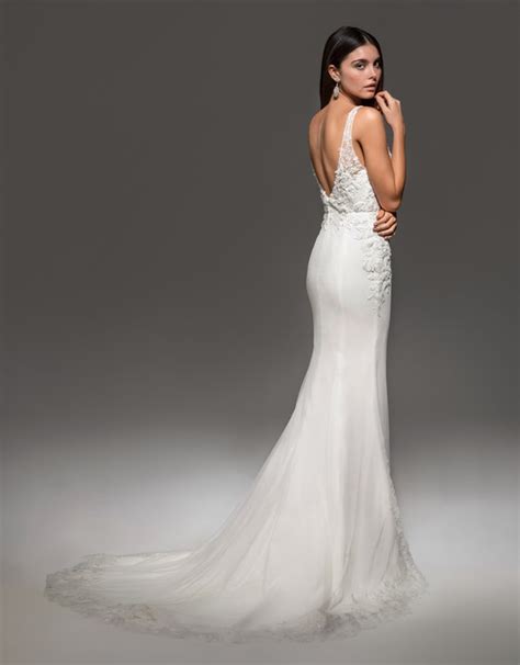Bridal Gowns And Wedding Dresses By Jlm Couture Style 22008 Liza