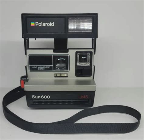 Vintage Original Polaroid Sun 600 Lms Instant Film Flash Land Camera