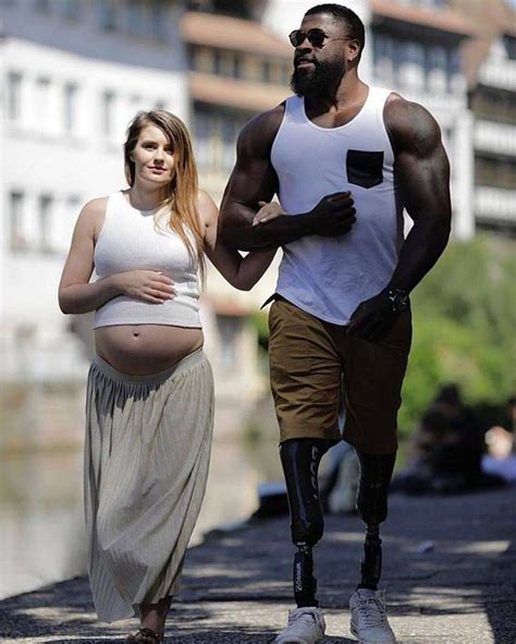 Pin By Darrius On Interracial Interracial Couples Exercise While Pregnant Couples