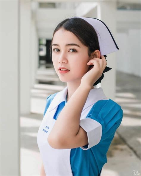 Pin By 炜 任 On Girls Beautiful Thai Women Portrait Girl Asian Girl