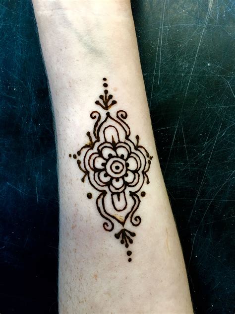 Simple Henna Arm Designs