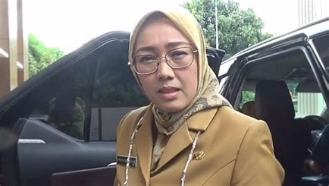 Bupati Purwakarta Anne Ratna Menggugat Cerai Suaminya Dedi Mulyadi Selebnewsid