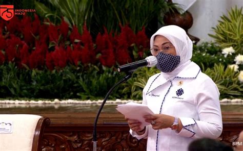 Umr bukan merupakan bagian dari gaji pokok. Gaji Yomart Bandung 2020 : Kemnaker Akan Carikan BLT ...