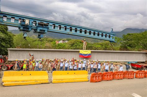 Mar Logr Un Nuevo Hito Al Izar La Ltima Viga En Los Puentes Que