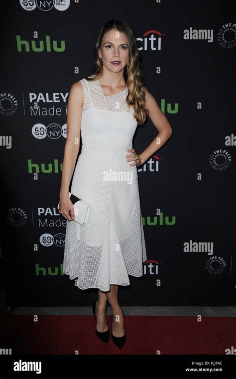 New York Ny October 10 Sutton Foster Attends The Paleyfest New York